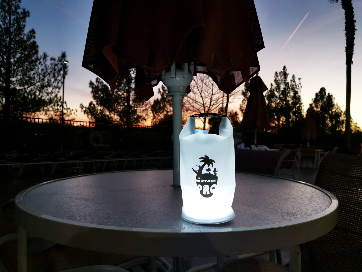 PuffyGlo V03 solar LED dry bag lantern image 2
